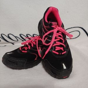 Nike Torch 4 Pink Black womens size 8
